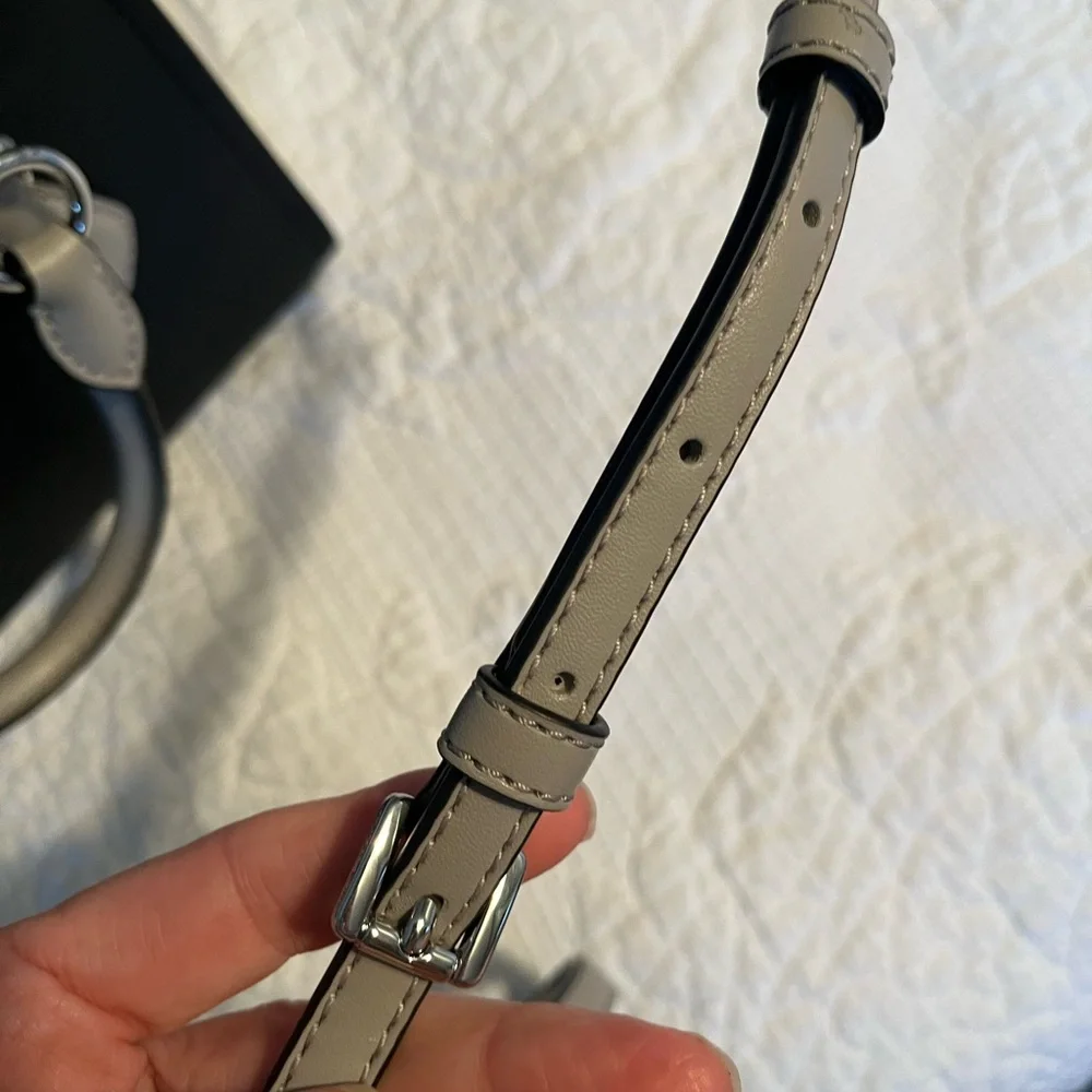 Michael Kors Black and Cream Small Marilyn Black Saffiano Messenger Women's Bag - Picture 9 of 11